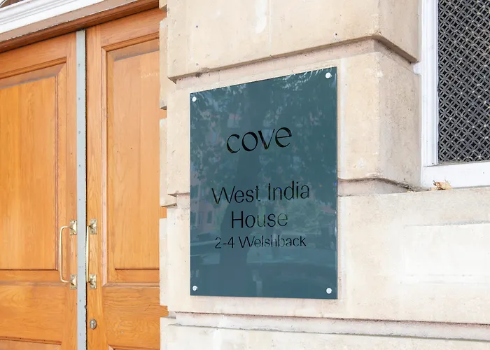 Apartments Saco Bristol - West India House